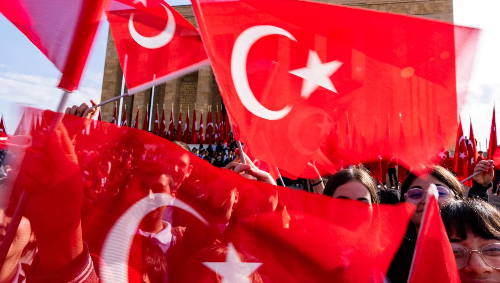 Tüm yurtta 23 Nisan coşkusu: İşte kutlamalardan renkli imajlar 71 tum yurtta 23 nisan coskusu iste kutlamalardan renkli imajlar Qk3YPnNa