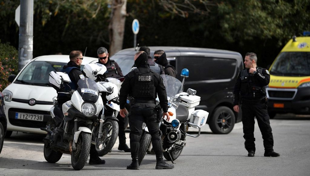 turk vatandasi atinada oldurulmustu supheliler ulkeden kacti kOY84Zva