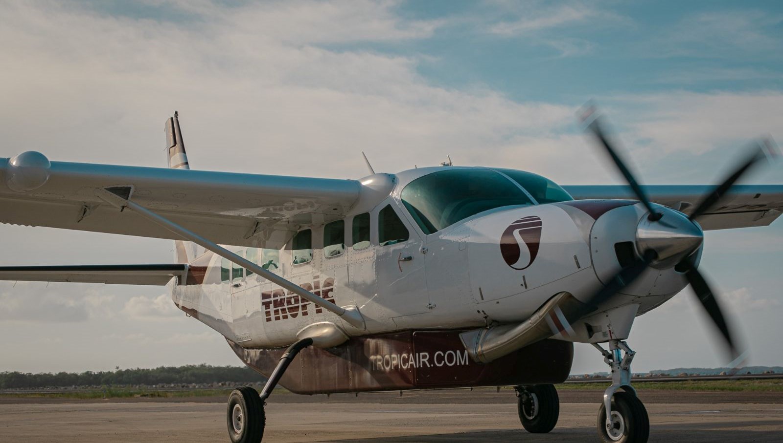 ucak kacirmaya calisan kisiyi yolcu durdurdu BZCypUfL