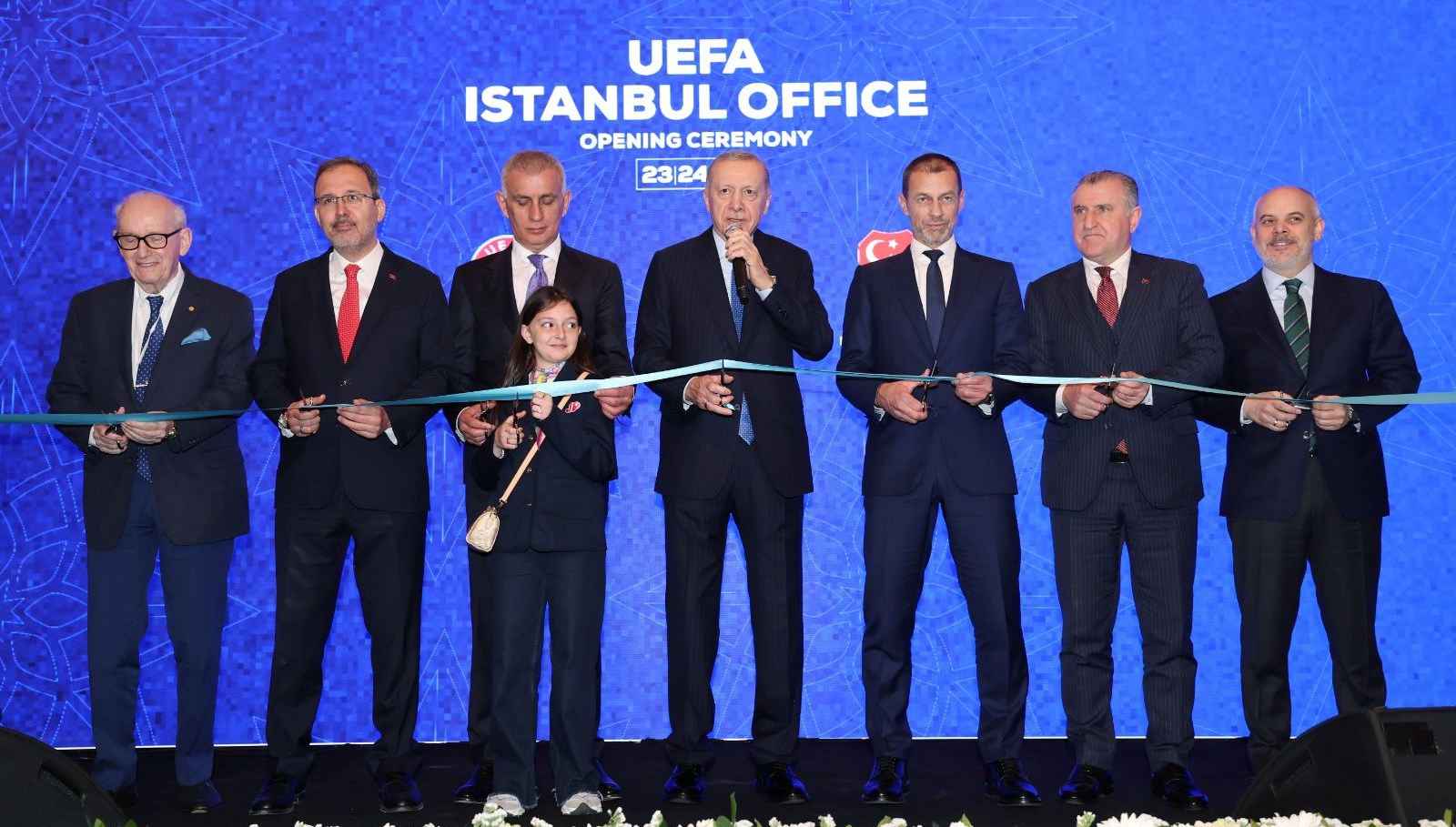 uefanin istanbuldaki temsilciliginin acilisi yapildi 9JWBHruR