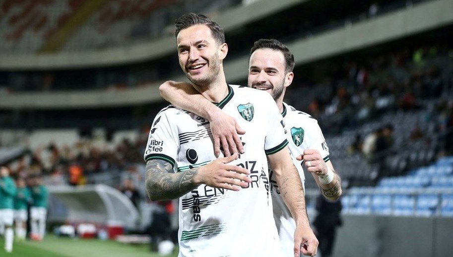 ustun lige yukselen kocaelisporda 2 futbolcunun kontrati uzatildi YsJNYd19