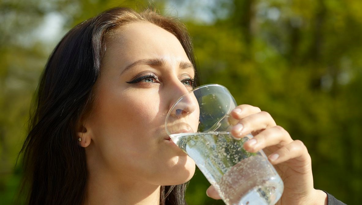 Uzmanlardan Şok Uyarı: Ömrü Uzatan 4 Süper Besin ve Azrail'in Elçisi 2 Ölümcül Yiyecek! 71 uzmani acikladi 4 besin omru uzatiyor 2 besin erken mevt nedeni 66kCaeX2