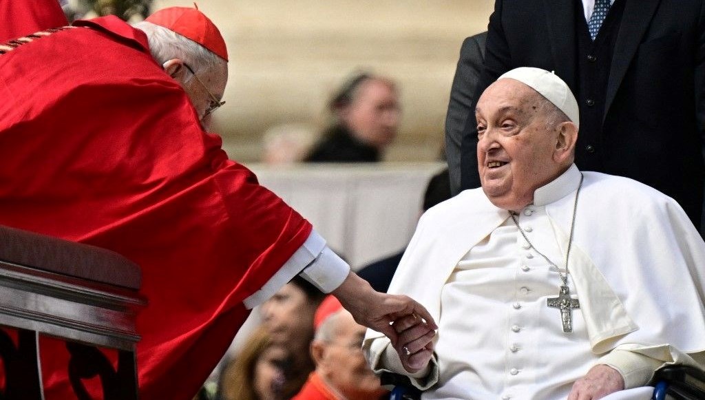 vatikanda palmiye pazari ayini papa halki selamladi k5A3ZdTr