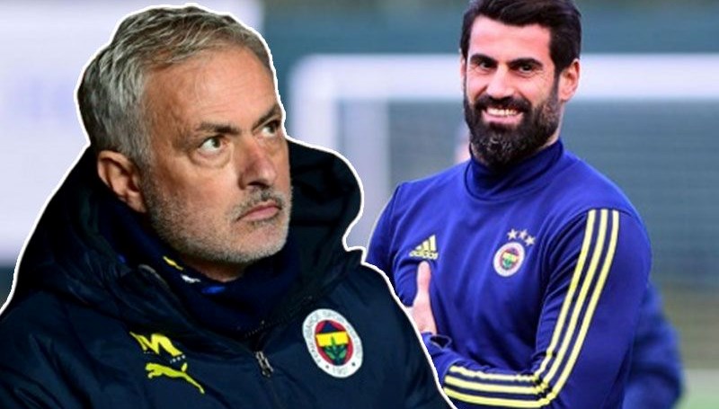 volkan demirelden carpici yorum mourinho kendi istegiyle gitmeli