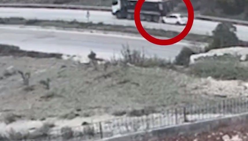 16 Bin Sürücüye Yakın Takip ve Telefon Cezası: Durum Ciddi! 71 yakin takip yapan ve telefon kullanan 16 bin surucuyeceza FZj6nwch