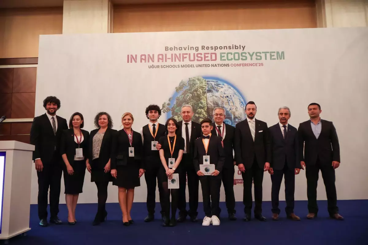 yapay zeka temali mun konferansi basladi hI8kTHzm