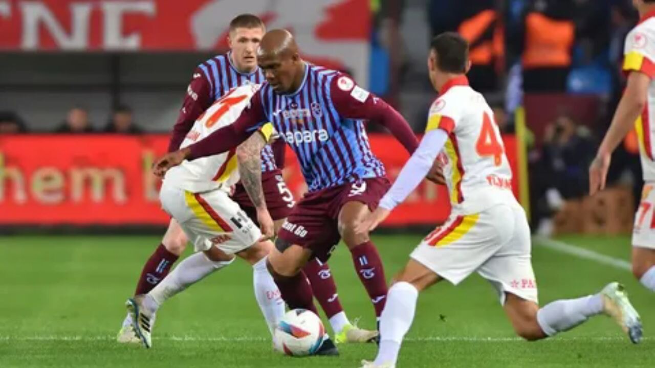 ziraat turkiye kupasinda trabzonspor galatasaraya karsi finalde SFER5znv