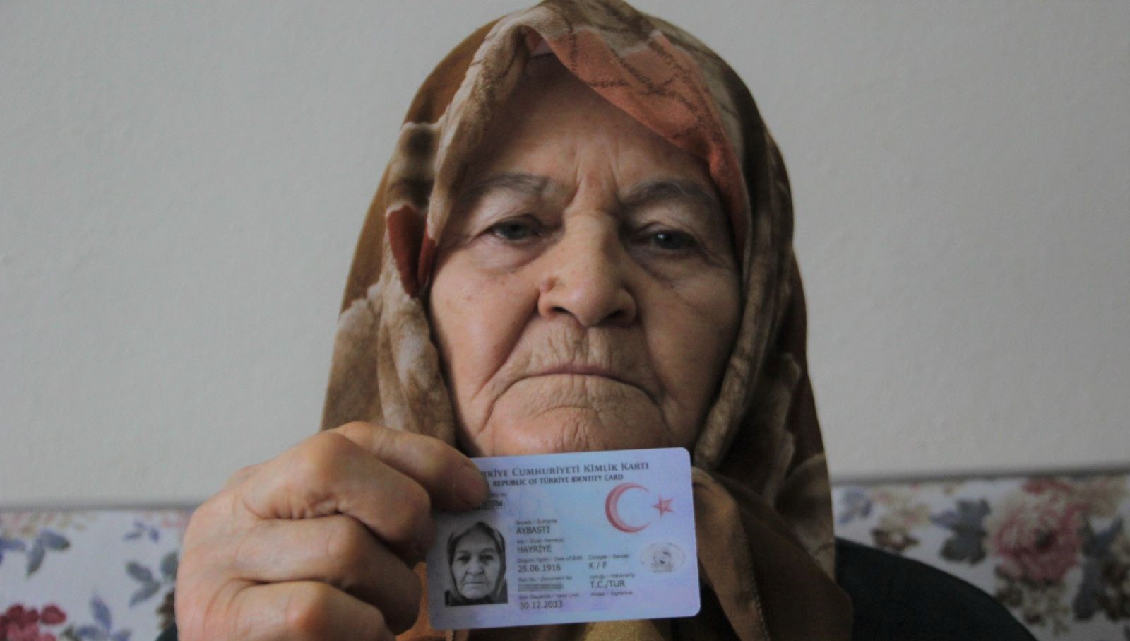 110 yasindaki hayriye ninenin uzun hayat sirri en cok yedigi 3 besin 8C8nMMqh