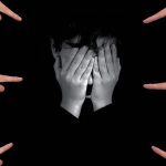 akran zorbaligi siddete donustu kiz ogrencinin sirti defalarca makasla yaralandi ZZApuYGD