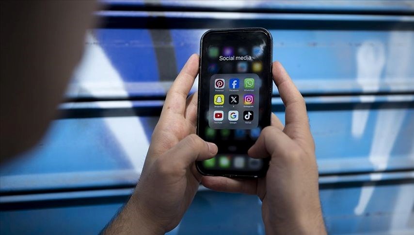 bakan uraloglu 585 milyon vatandas toplumsal medya kullaniyor lgT5pdGh