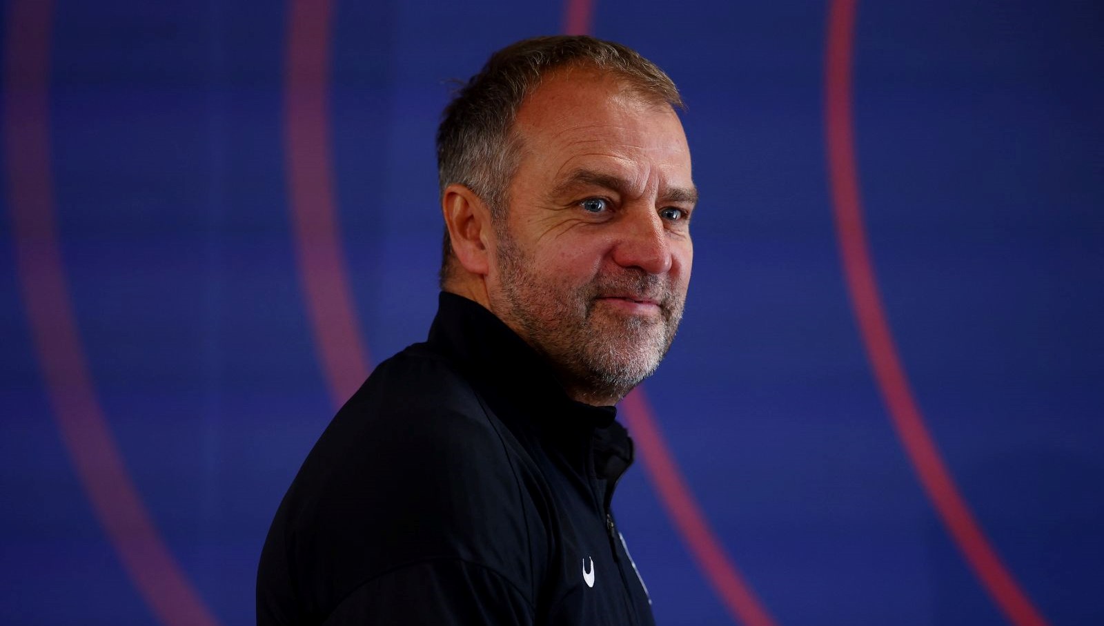 barcelona acikladi hansi flickin kontrati uzatildi XO3zJy7t