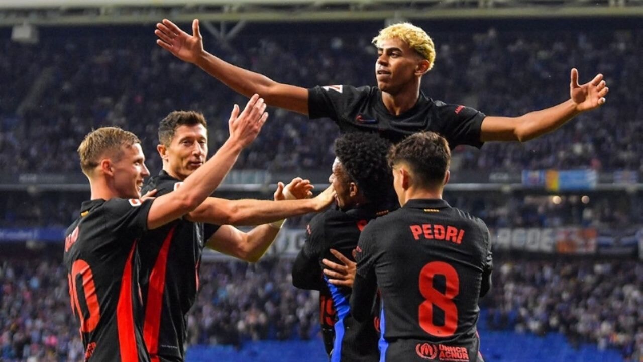 barcelona la liga sampiyonu oldu espanyol zaferiyle tarih yazdi