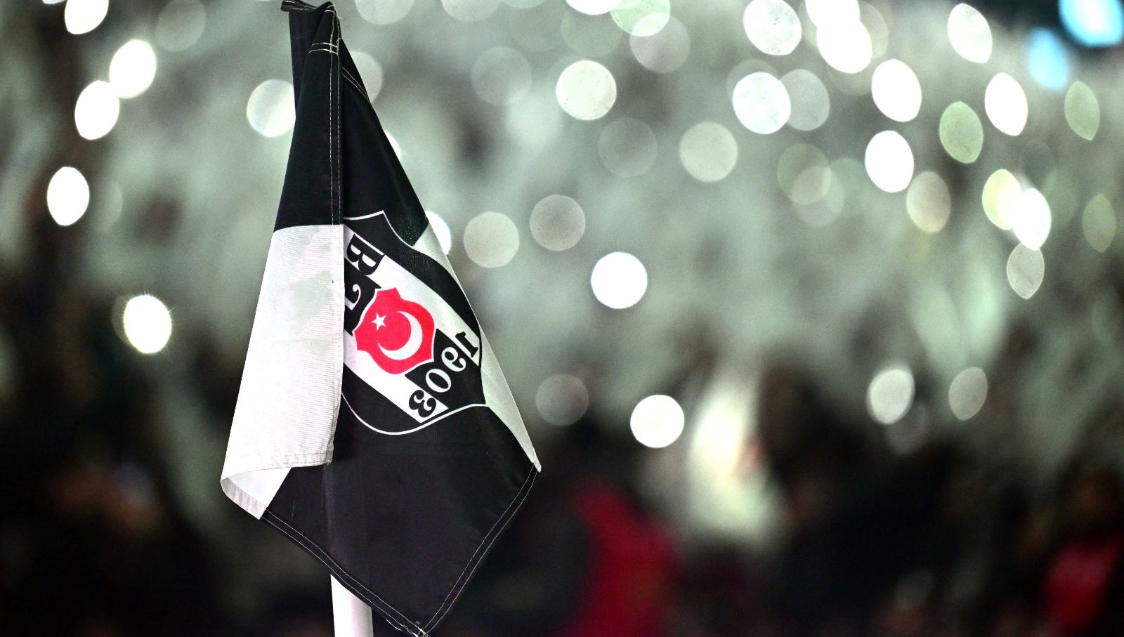 besiktasa 1 milyar 433 milyon tl gelir 6wEHimKO