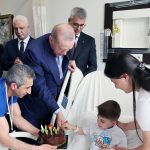 cumhurbaskani erdogandan hastalara ziyaret mOyKga3M