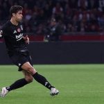 derbi oncesi besiktasin stoper cizgisinden iki mak s haber GKPperRq