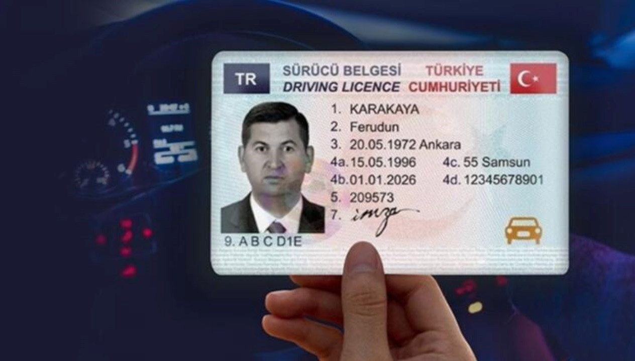Ehliyet yenileme son müracaat tarihi ne vakit? NVİ'den eski tip şoför dokümanı olanlara "yoğunluk" uyarısı 71 ehliyet yenileme son muracaat tarihi ne vakit nviden eski tip sofor dokumani olanlara yogunluk EHWNCBQk