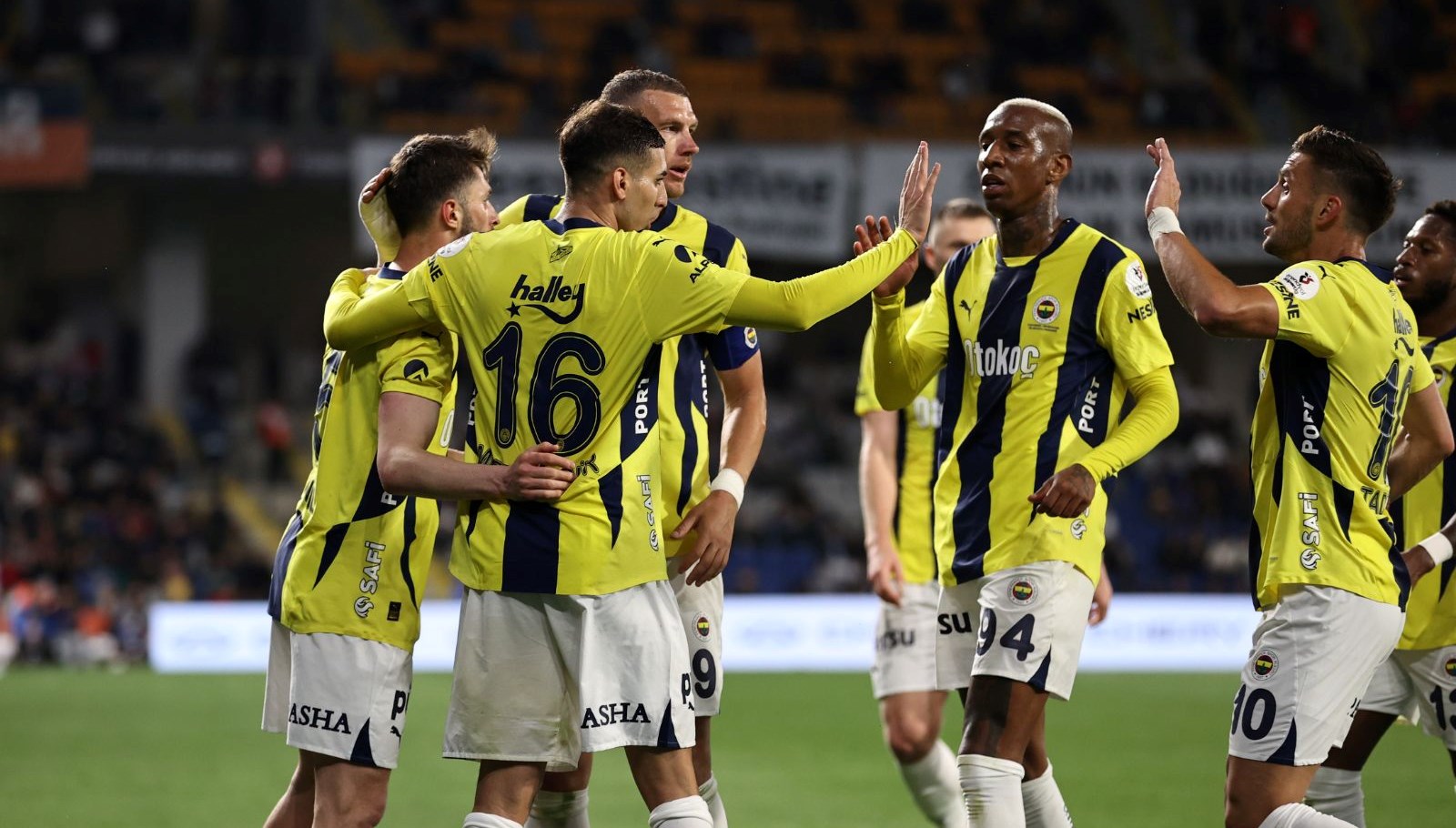 fenerbahce arda turanli eyupsporu konuk ediyor beklenen 11ler piObEjS4
