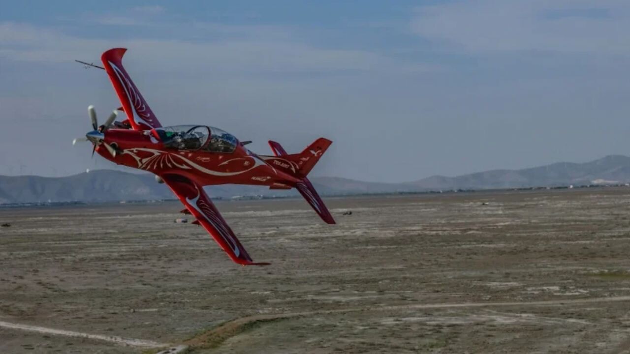 hurkustan tarihi basari uluslararasi tatbikatta 1 tonluk bomba ile tam isabet GJh5kknQ