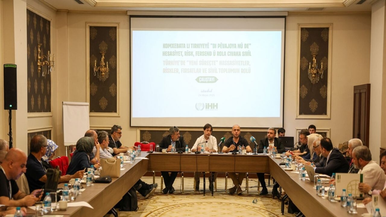 ihhdan terorsuz turkiye calistayi YIWXmMNs