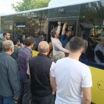 istanbulda halk otobusleri kontak kapatti duraklarda yogunluk olustu GyzgFuvk