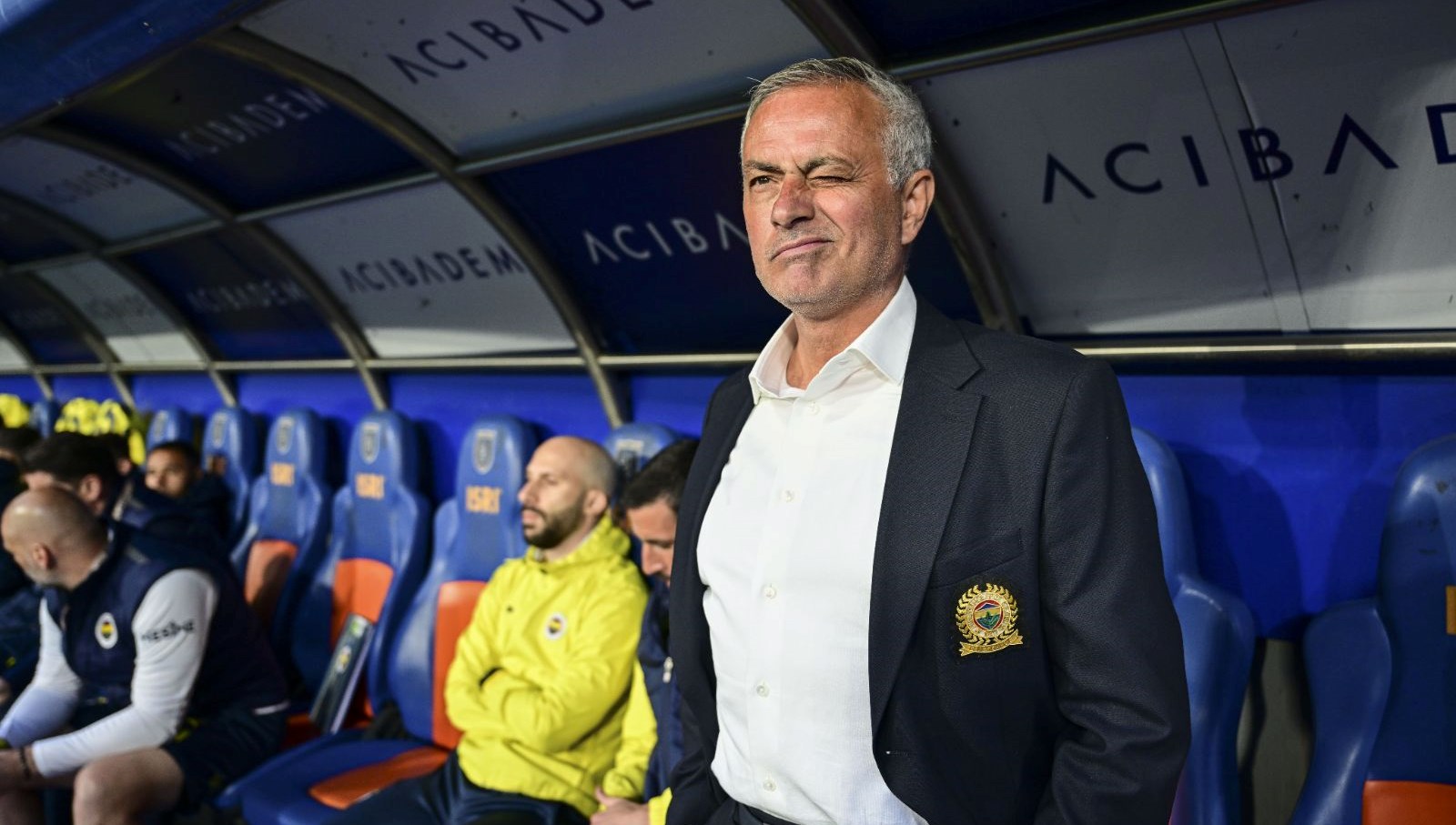 jose mourinhoya fenerbahcenin eski yildizindan takviye devam ederse gorursunuz PCMI3uXF