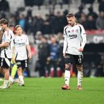 kartal evinde yine kaybetti besiktas caykur rizespora 2 1 yenildi ucunculuk yarisi kizisiyor besiktas QJ8Mg6ww