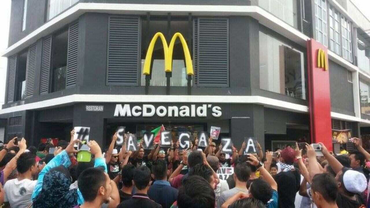 mcdonalds hisselerinde boykot etkisi suruyor aacA8DH6