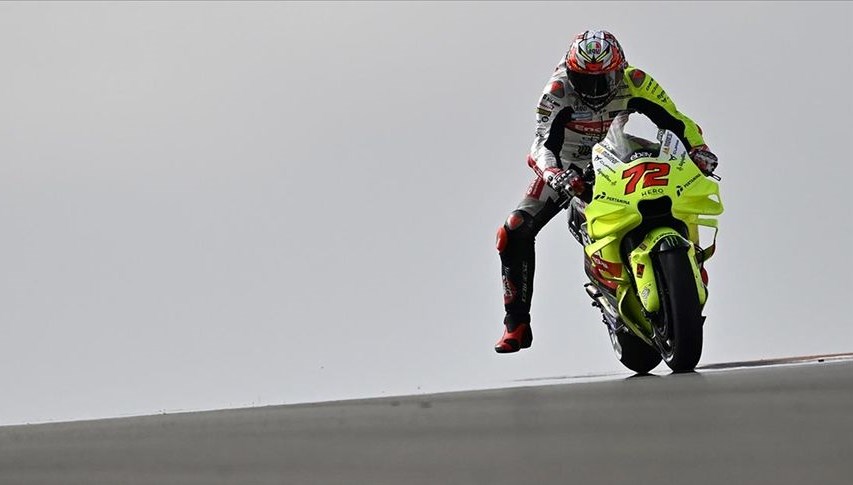 motogp buyuk britanya grand prixsini bezzecchi kazandi 7Ra91aGY