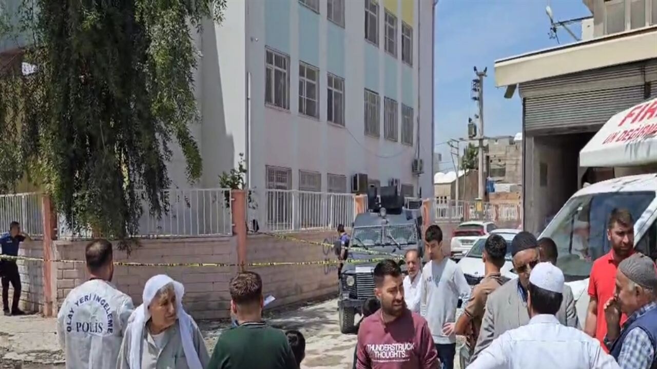 okul cikisinda ogretmeni olduren supheli yakalandi 3WFQTH1X