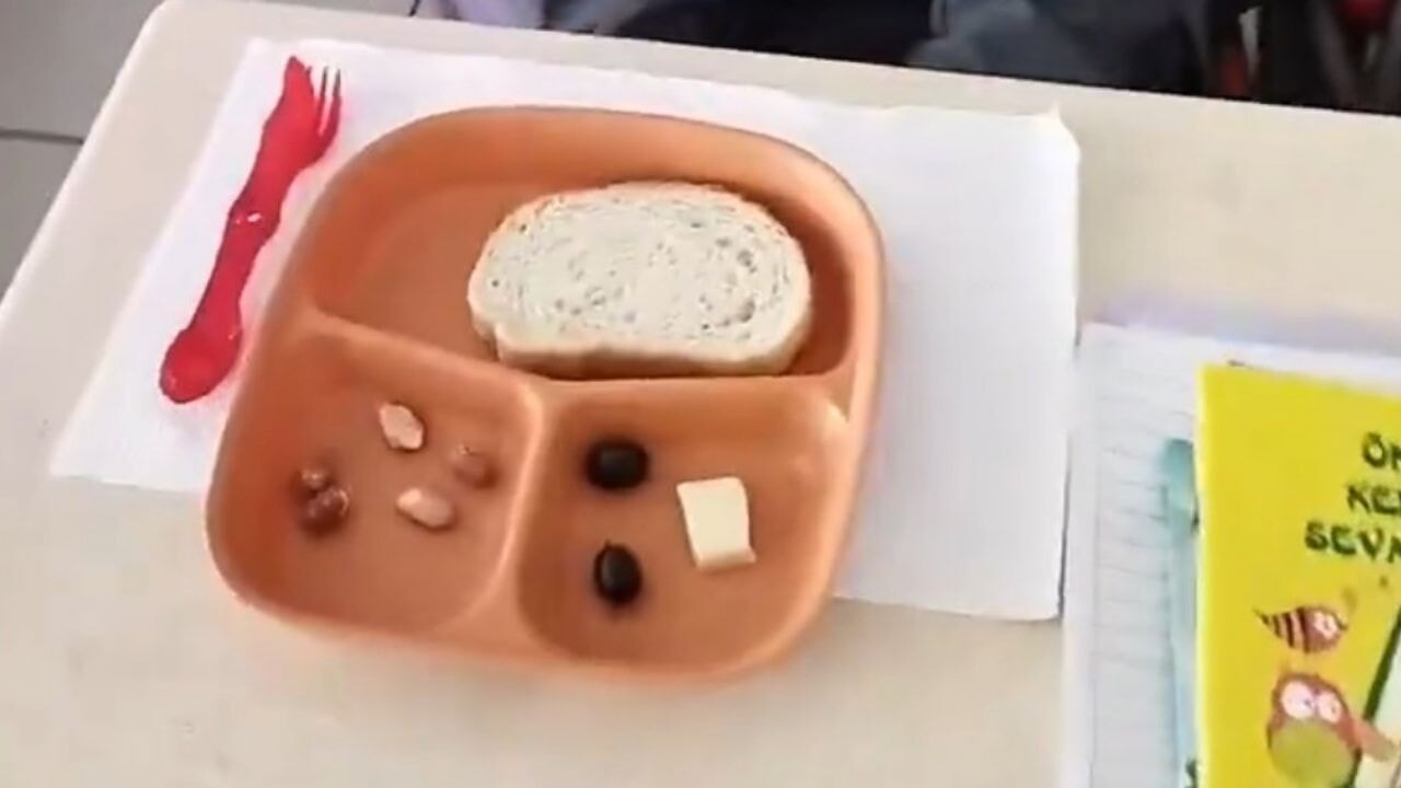 onune gelen ogretmen olursa AZNRXgvA