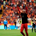 osimhen alana cikti o muzik caldi galatasaray taraftari eslik etti f72IGXAw