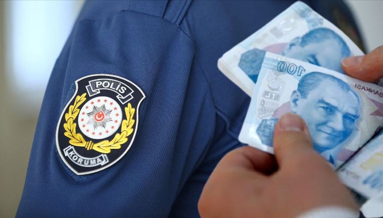 polis baskomiser maaslari temmuzda ne kadar olacak 4 aylik enflasyona nazaran artirimli polis maaslari 64wIQsQi