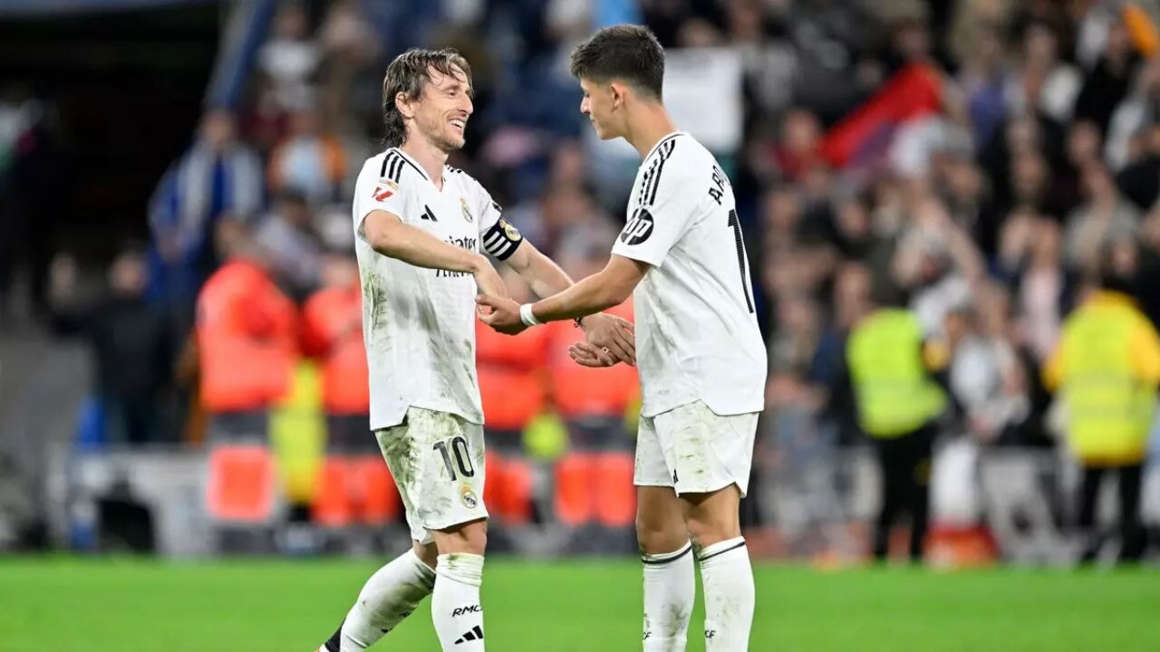 real madrid 905te yikti arda gulere tam guven 4j9ZD48d