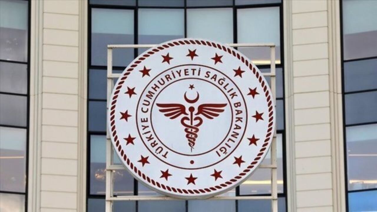 saglik bakanliginin 15 bin 342 personel alimina basvurular basladi vTyNHjws