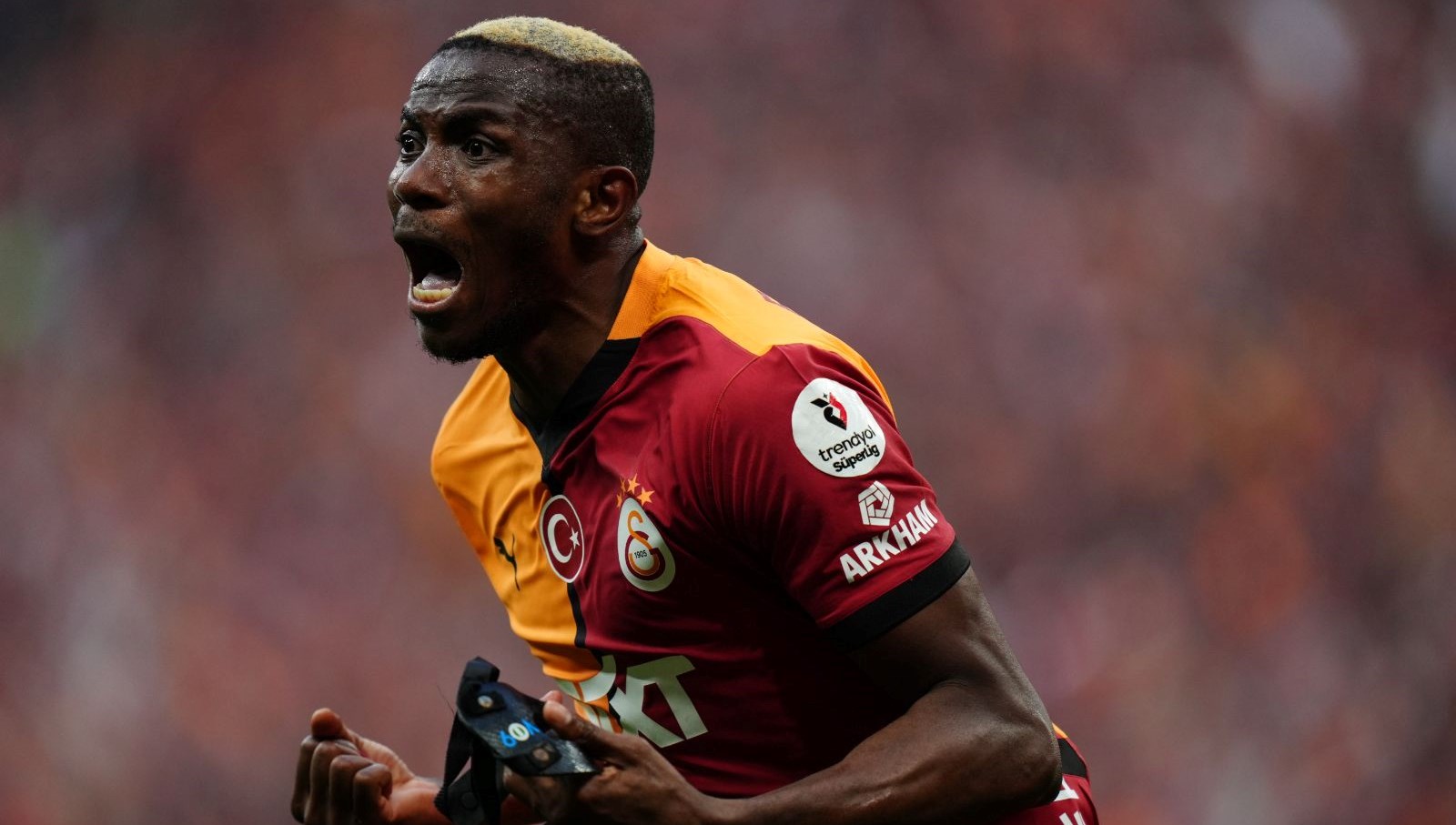 sampiyonlugun aslan hissesi osimhenin super ligde 25 gol AlSscnWz