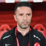 sok ayrilik gonul umit milli takimdaki gorevini birakti NYEHcpbW