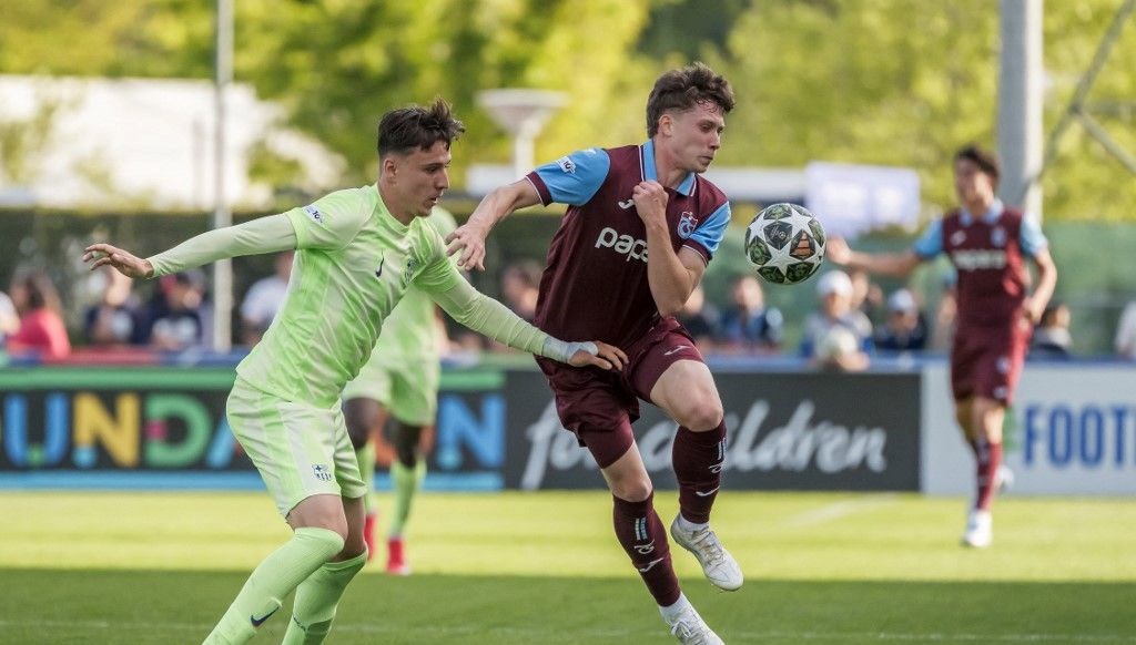 Teşekkürler çocuklar: Trabzonspor U19, Gençlik Ligi'nde 2. oldu 71 tesekkurler cocuklar trabzonspor u19 genclik liginde 2 oldu 9Fb4X9CF