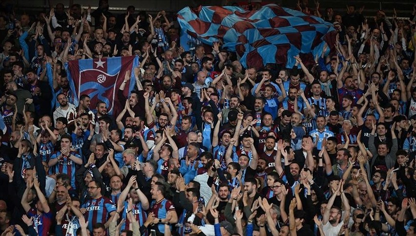 trabzonspor birinci buyuk mac zaferi icin galatasaray karsisinda akyazi kapali gise prbhBpzy
