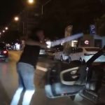 trafikte tartisti doner bicagi cekti BeGxsXV3