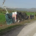 vanda dehset yolcu otobusu devrildi WKEBnzzX