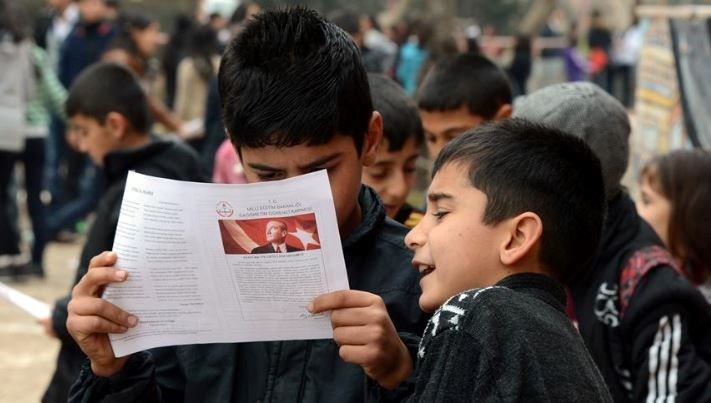 20 milyonu askin ogrenci yarin karne alacak rTS8En64