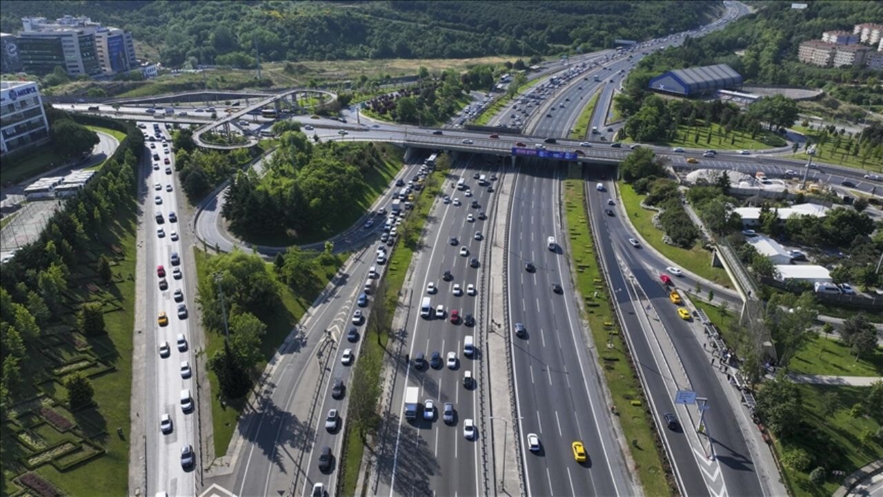 bayram tatilinde aci bilanco 3 bin 913 kaza 44 can kaybi FRORMnPn