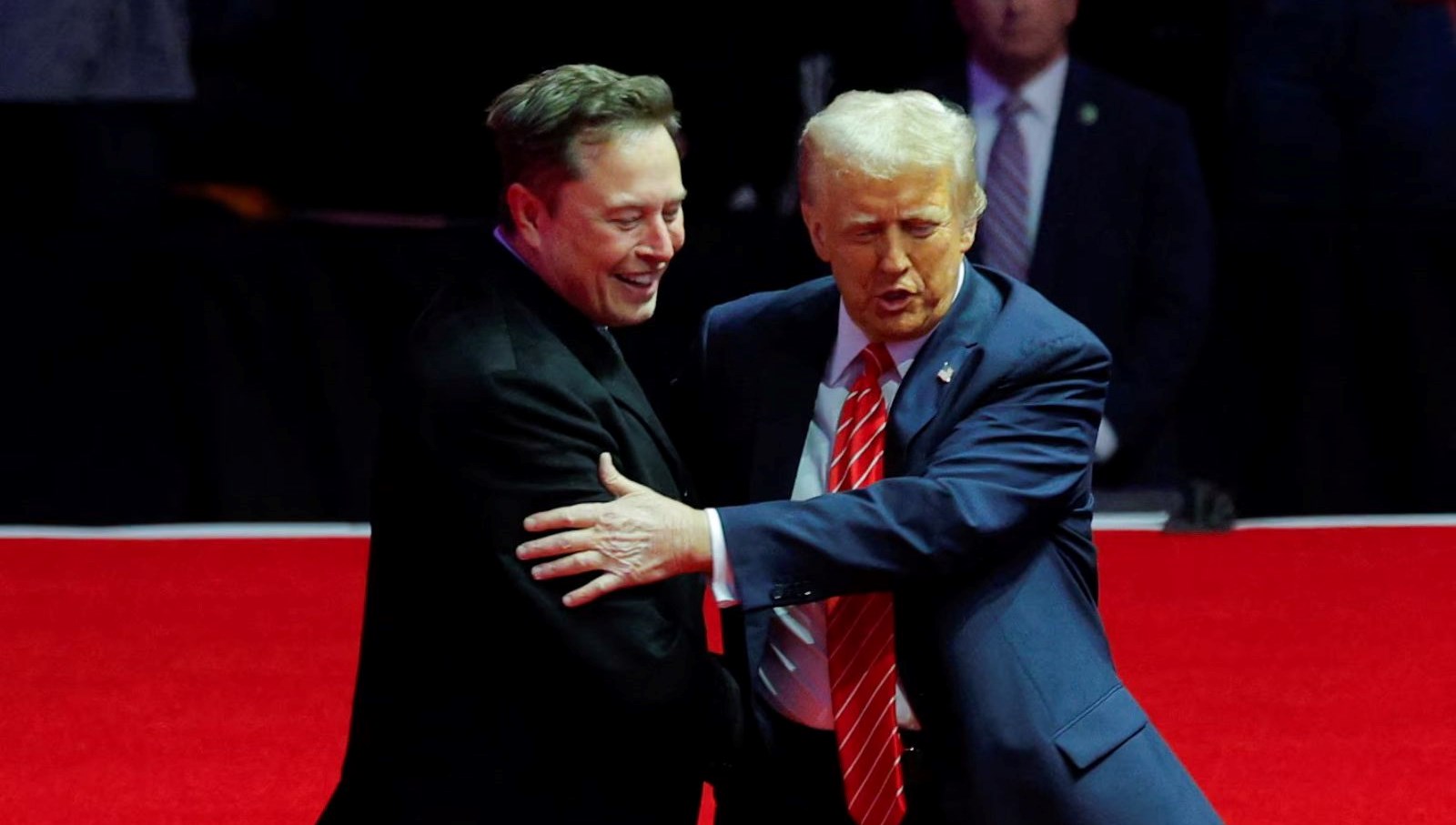 elon musk ve donald trumpin ortasini acan 4 sebep musk cok kirgin vYnsR6Ci