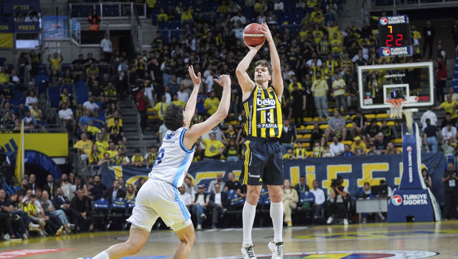 fenerbahce bekodan tarik biberovic aciklamasi on capraz bag sakatligi 9LgbDkep