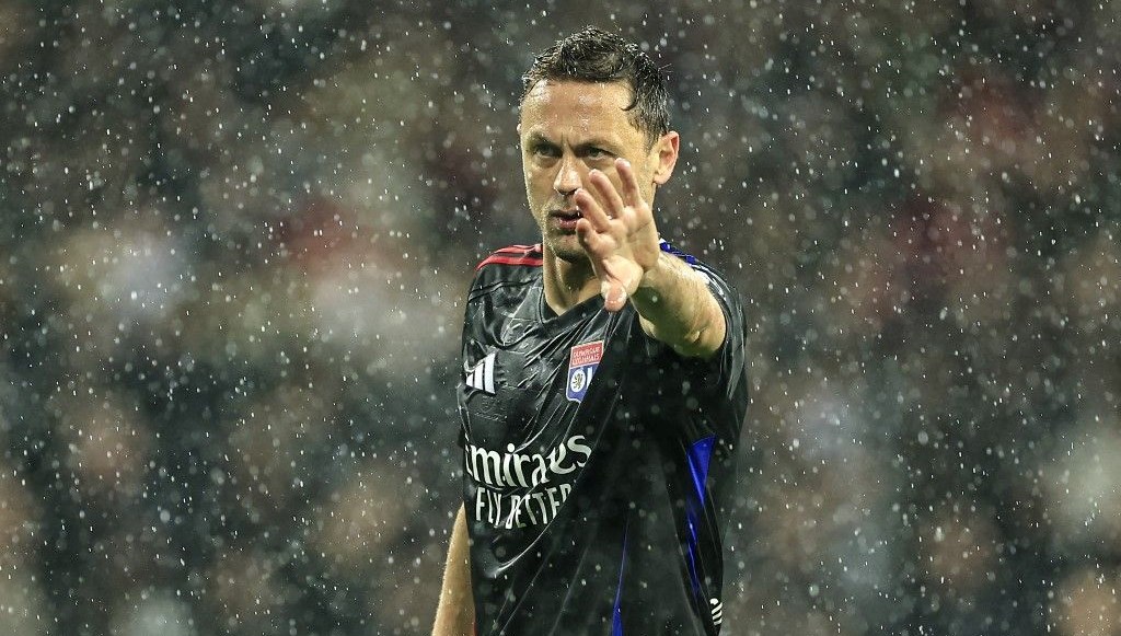 fransada lgbt bayragini kapatan futbolculara 4 mac ceza rKvwAJ4C