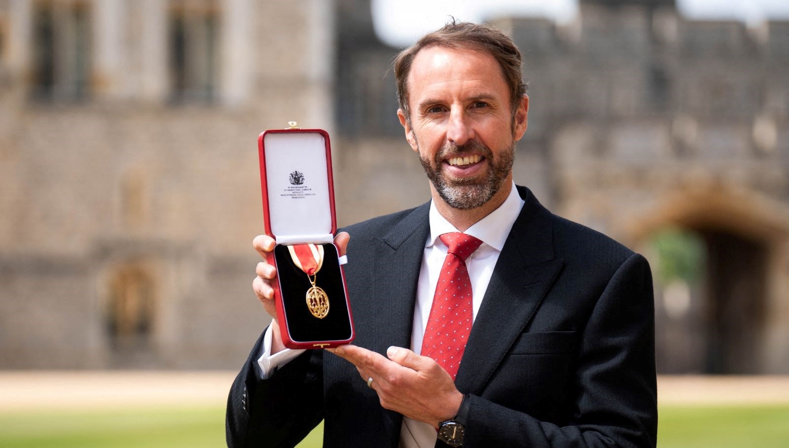 gareth southgatee sovalye unvani verildi juPfVzwC