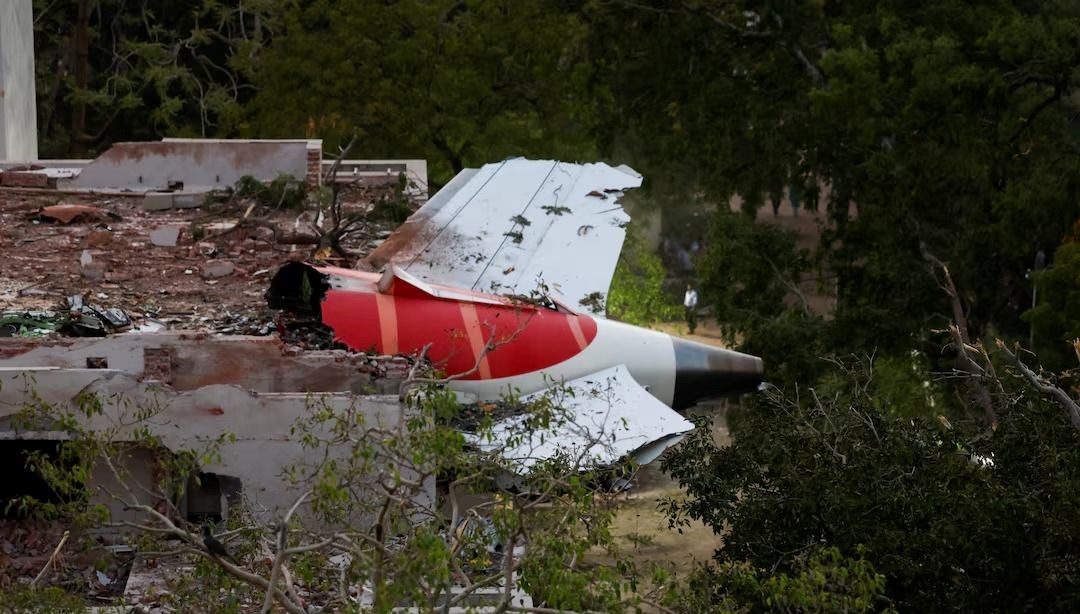 hint ucagindan sag cikan tek kisi nasil hayatta kaldi daha uygun bir aciklamamiz yok KQRpGc6b