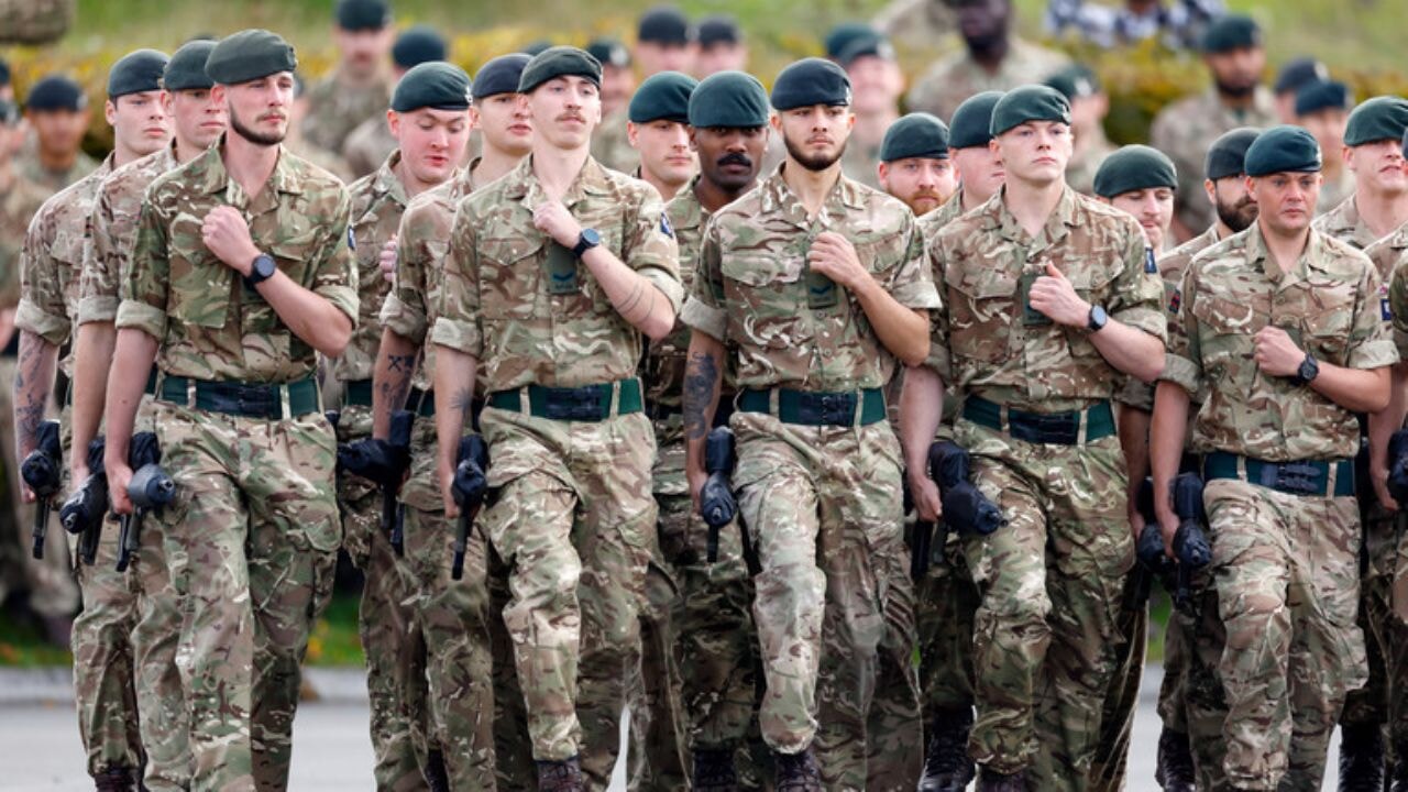 ingiltere rusya ile dogrudan catismaya hazir olmaliyiz Gebi65pi