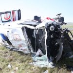 kars igdir yolunda saglik calisanlarini tasiyan ambulans devrildi nUQGTs64