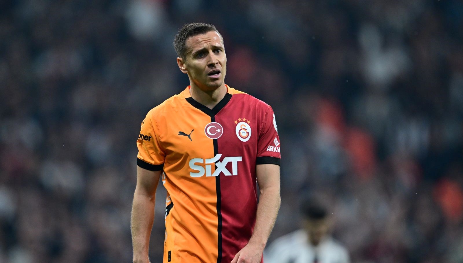 kart raporu galatasarayin en hircini frankowski BZnn5Oca